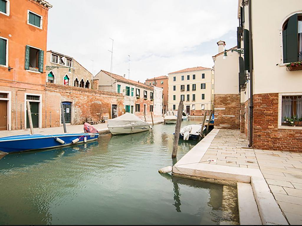 Campiello Tron Apartment Venesia Bagian luar foto