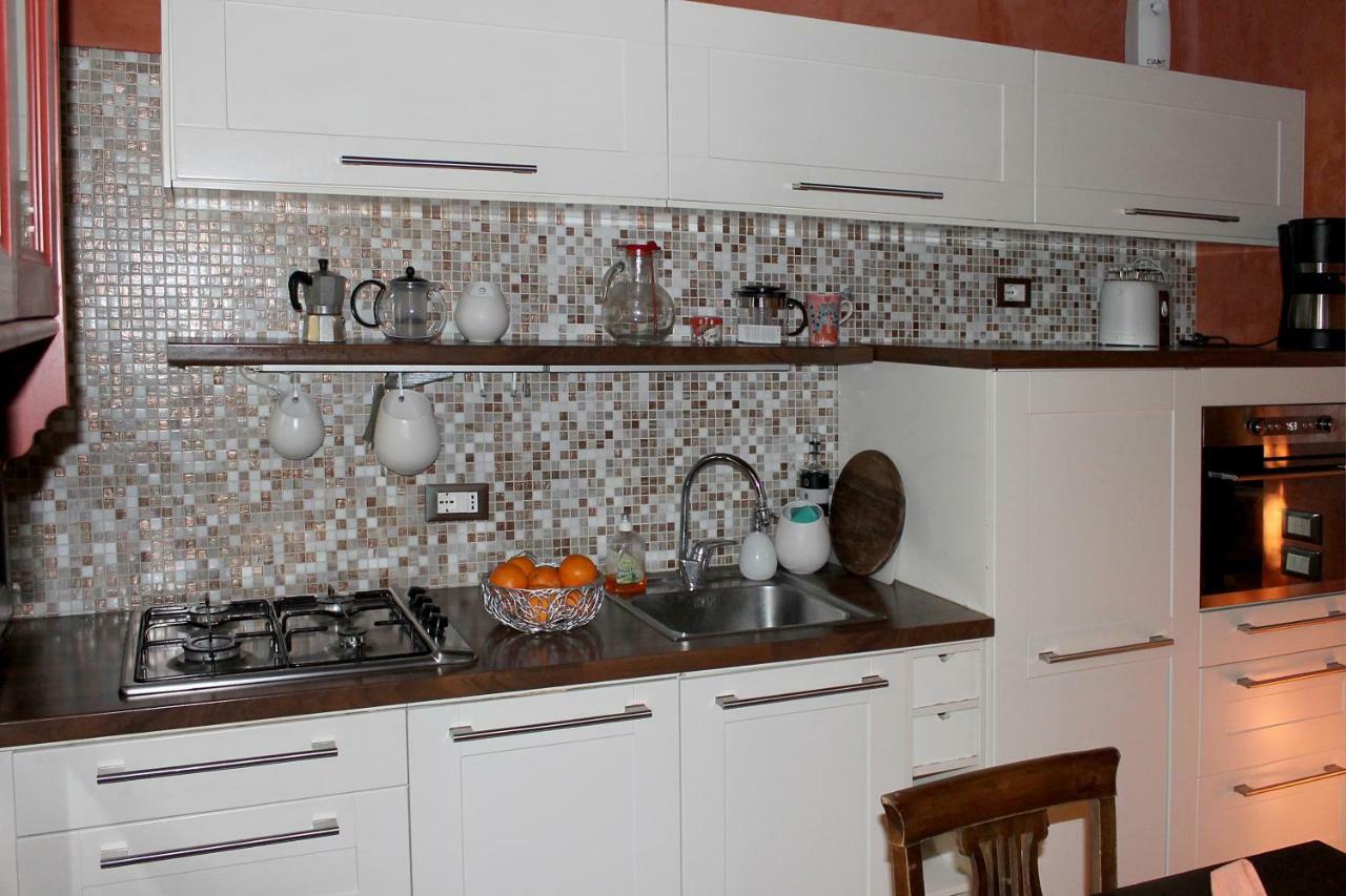 Campiello Tron Apartment Venesia Bagian luar foto
